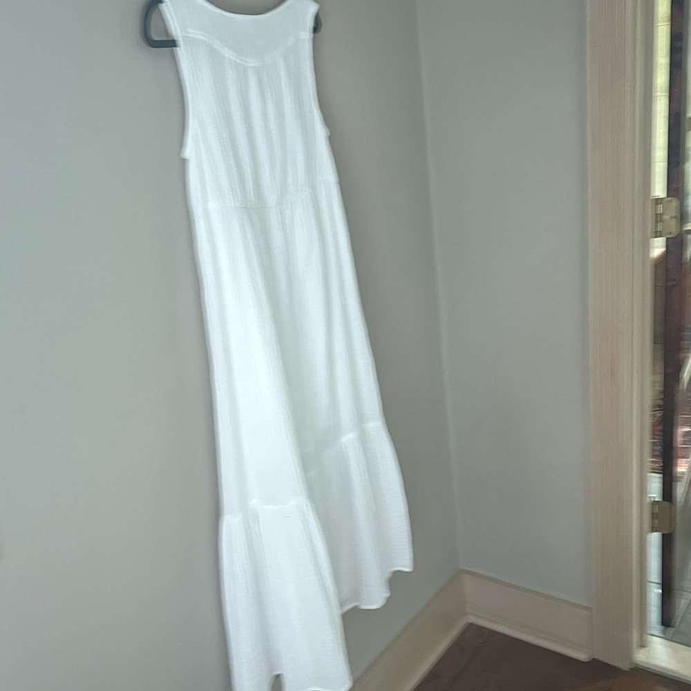 beachlunchlounge White Button-Front Tiered Maxi Dress - Picture 7 of 7